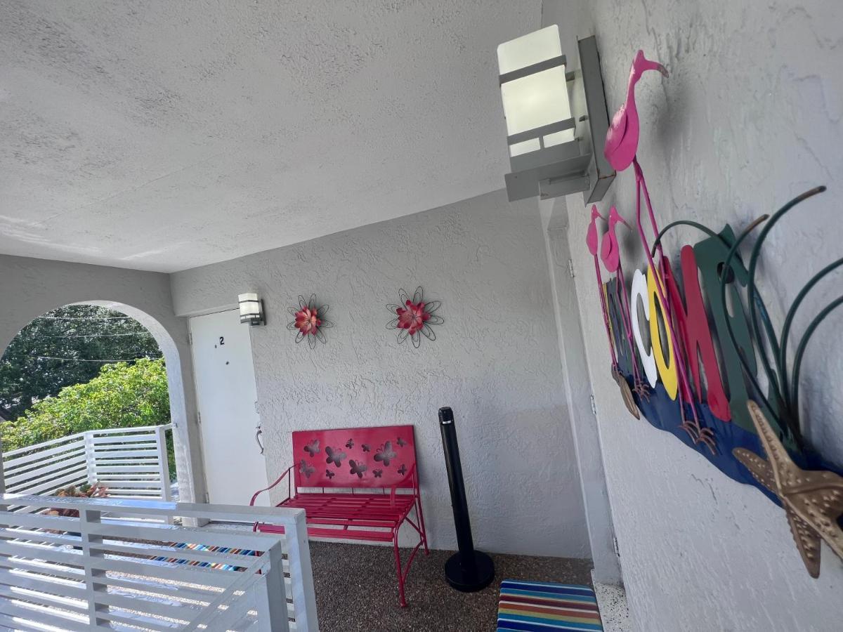 Stylish 2 Bedrooms Apartment By Miami International Airport ภายนอก รูปภาพ